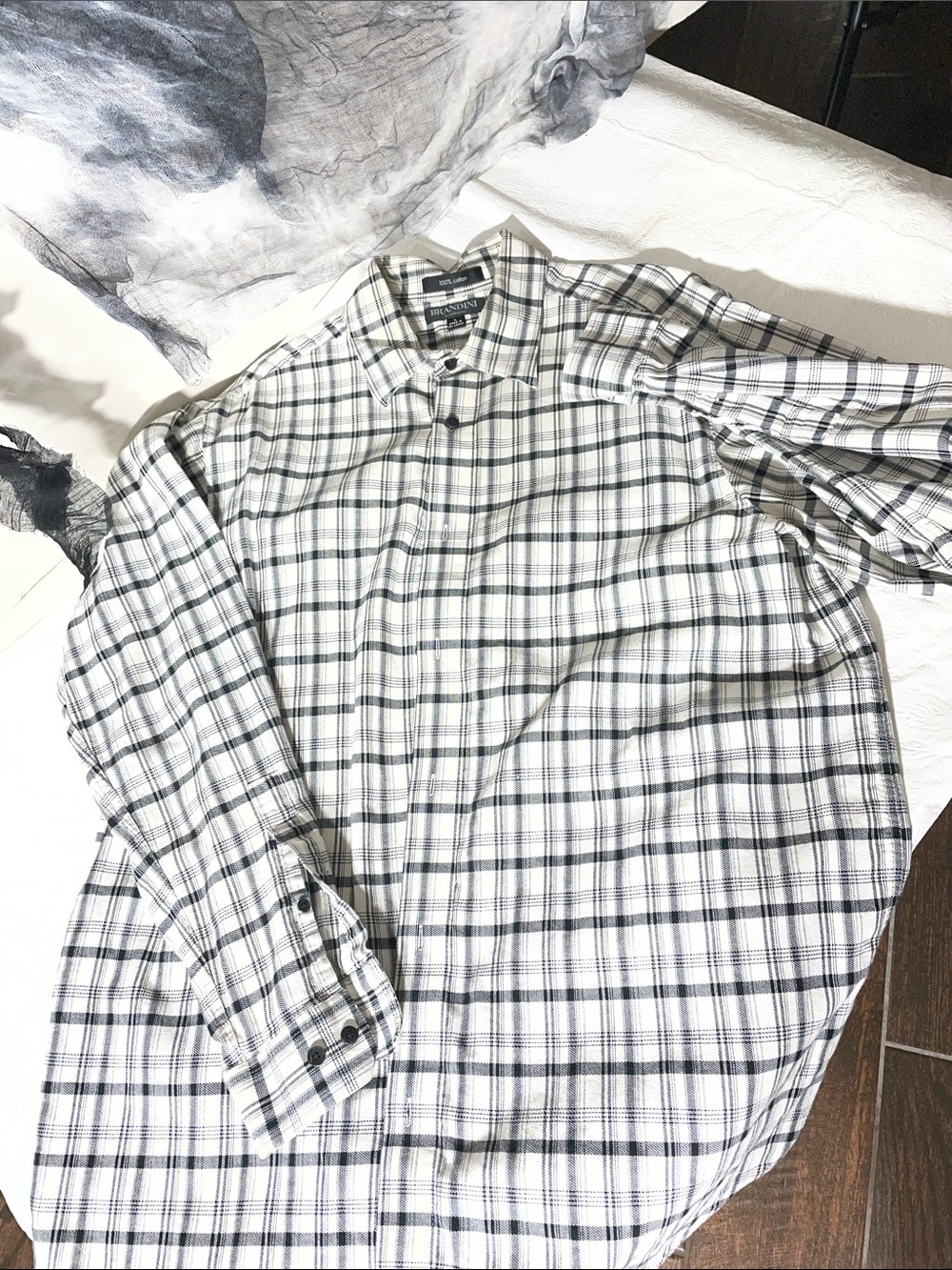 Men's Plaid Button-Down Shirt - White & Black